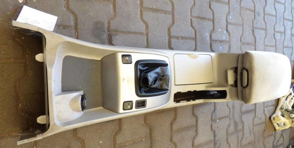 HYUNDAI SONATA V (NF) 2004 - 2014 2.4  2005 - 2010 Loketní opěrka