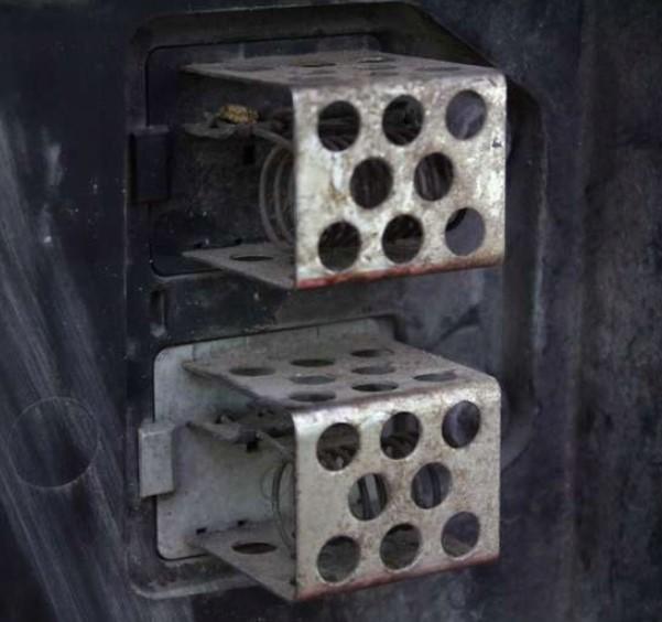 Citroen Xsara Picasso LIFT 2006 109KM 1.6B 109KM 04-10 1600 ventilátor chladiče 1331237016