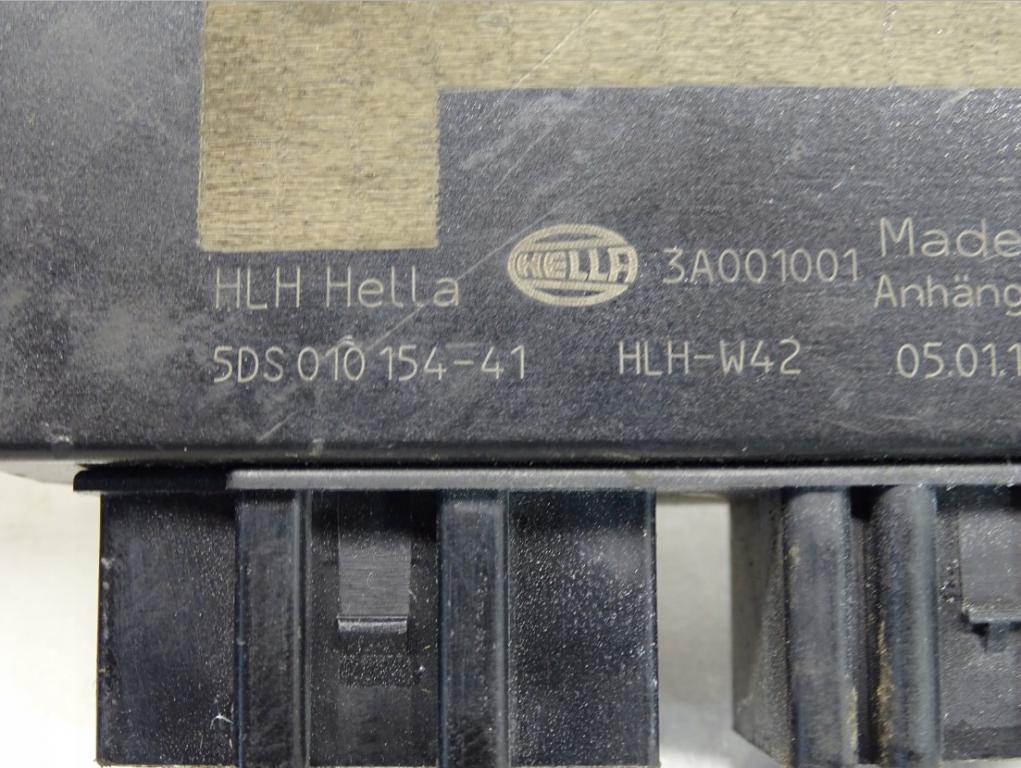 AUDI A3 (8P1) 2003 - 2013 1.6 75 kW [102 KM] benzyna 2003 - 2012 modul tažného oka 5DS010154-41