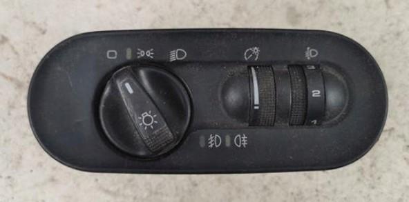 Volkswagen Sharan Spínač svetiel na prístrojovej doske 7M1941531M