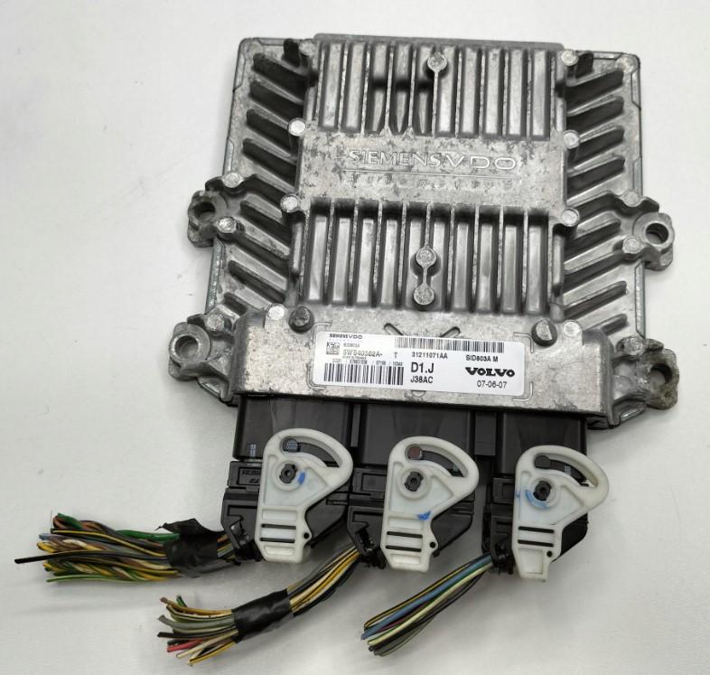 VOLVO V50 (545) 2003 - 2012 2.0 D 100 kW 2004 - 2010 Rídící jednotka motora 31211071AA