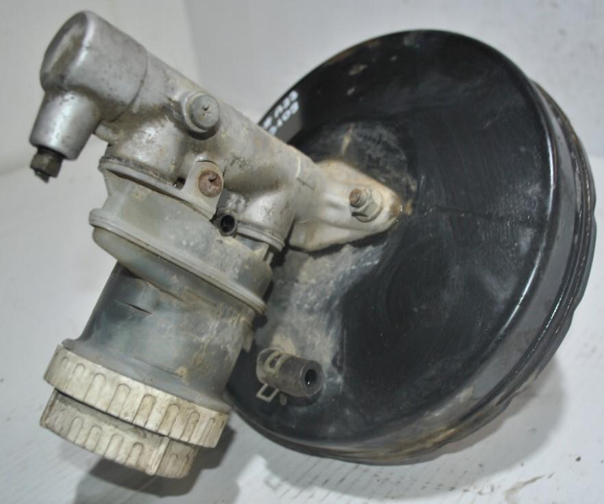 Mitsubishi Pajero II 1991-1999 2.5 TD 101 HP manual 74 kW 2477 cm3 Posilovač bŕzd MB858850