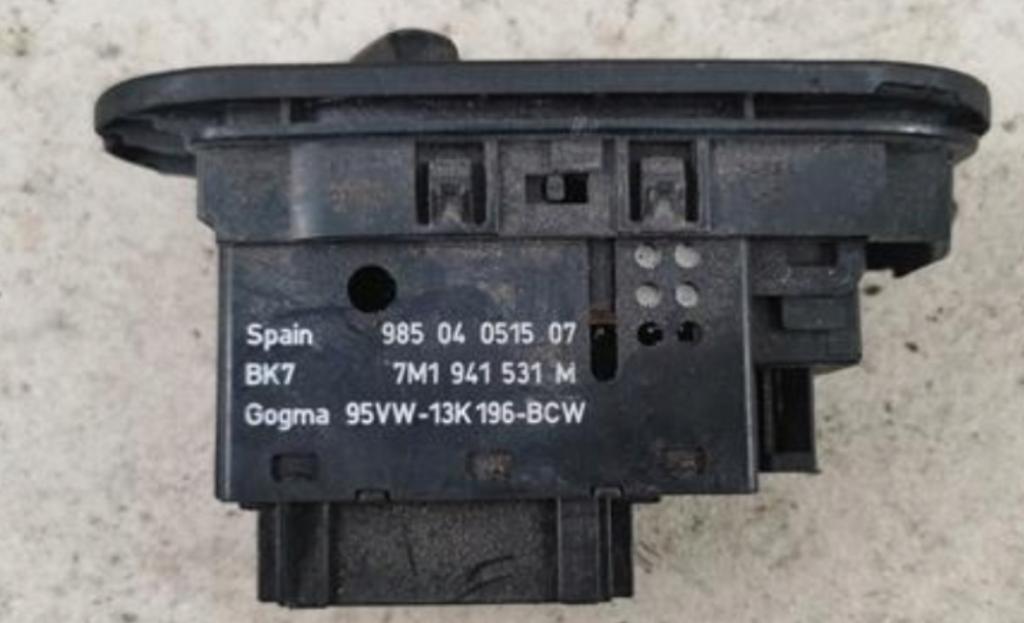 Volkswagen Sharan Spínač svetiel na prístrojovej doske 7M1941531M