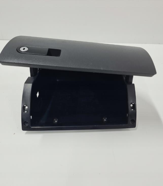 VW T5 LIFT TRANSPORTER priehradka spolujazdca, 7E1857095