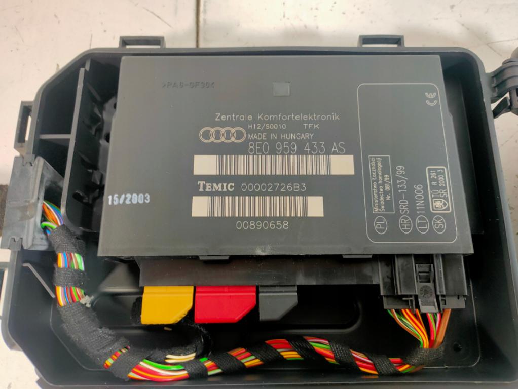 AUDI A4 B6  00-04 Modul komfortu 8E0959433AS
