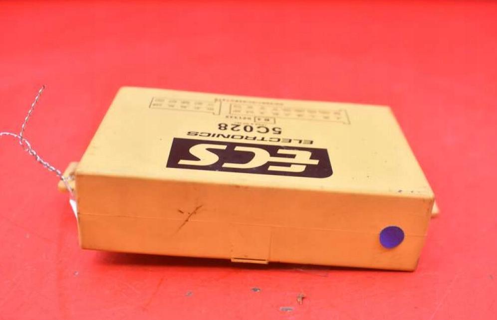 DODGE CALIBER 1.8 16V 150 HP 06-12 modul riadiaca jednotka 5C028