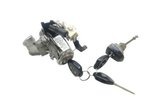 Toyota RAV4 III  2011 110 kW LIFT 4WD 2.2D4d  spinačka 45020-42-4 (Spínacie skrinky a kľúče) 89783-42020