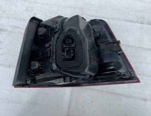 Seat Alhambra II LIFT  2010-2020 2.0 tdi  svetlo / reflektor zadné ľavé 7N5945207 (Ostatné)