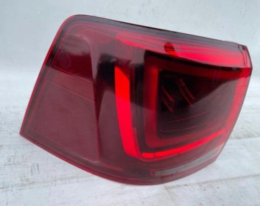 Seat Alhambra II LIFT  2010-2020 2.0 tdi  svetlo / reflektor zadné ľavé 7N5945207 (Ostatné)