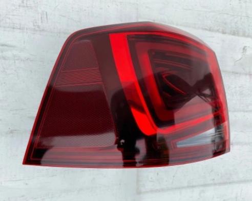 Seat Alhambra II LIFT  2010-2020 2.0 tdi  svetlo / reflektor zadné ľavé 7N5945207 (Ostatné)