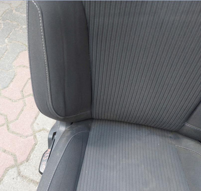 Ford Focus Mk3 2010-2018 1.6 tdci 116 HP manual 85 kW 1560 cm3 5- Sedačka pravá