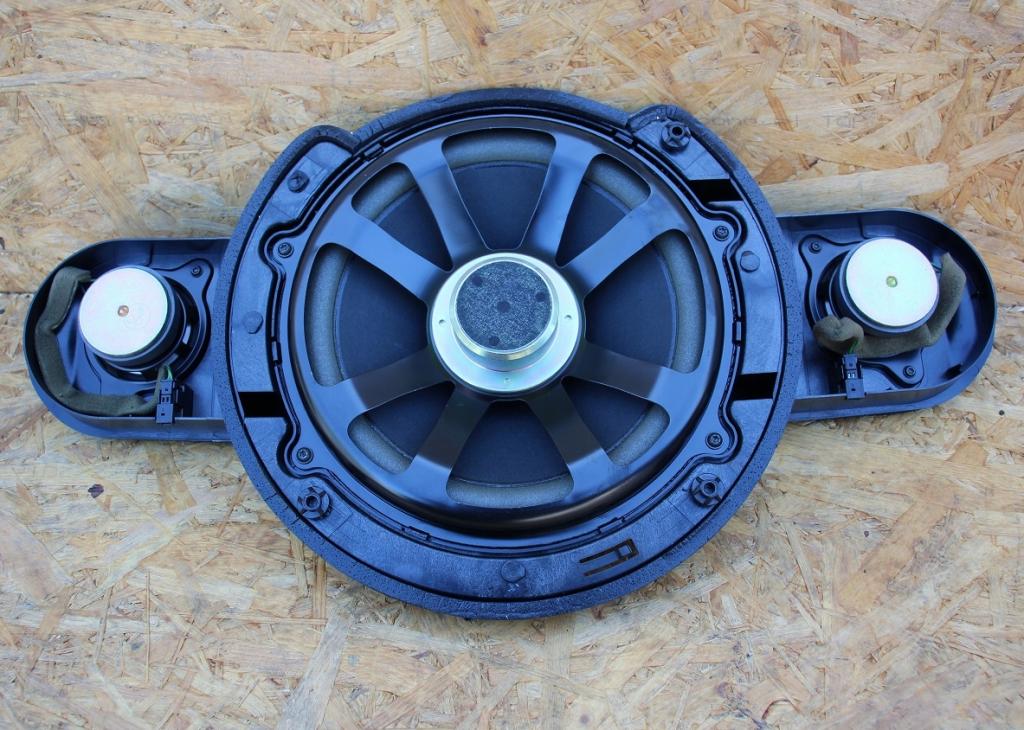 Mercedes w211 e-klasa Subwoofer LOGIC 7 2118202802