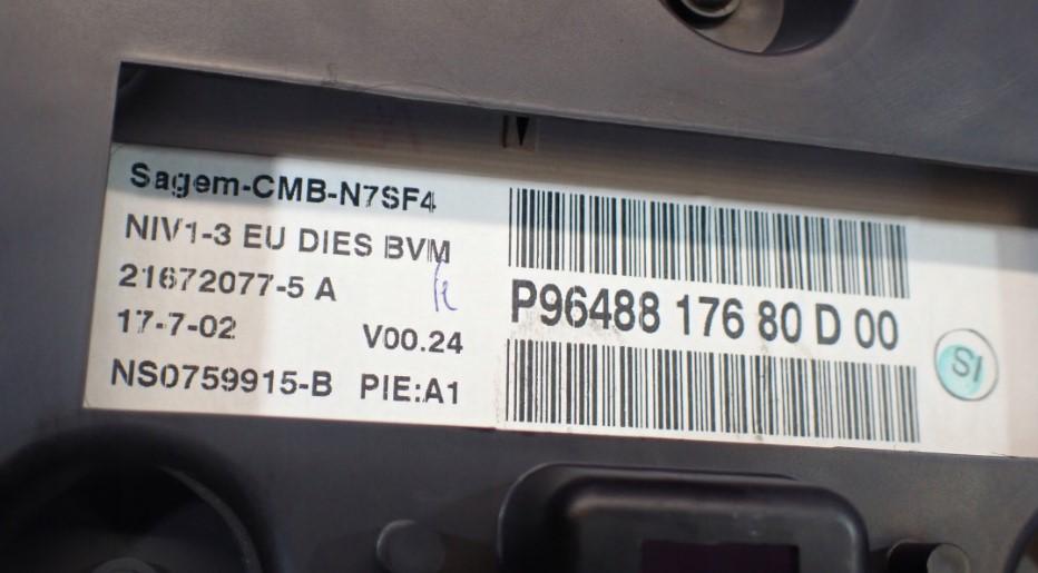 CITROEN XSARA 2002 90 kW 1997 Prístrojovka P9648817680