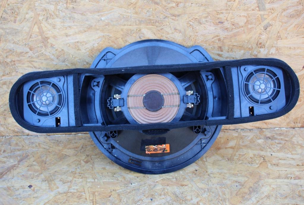 Mercedes w211 e-klasa Subwoofer LOGIC 7 2118202802