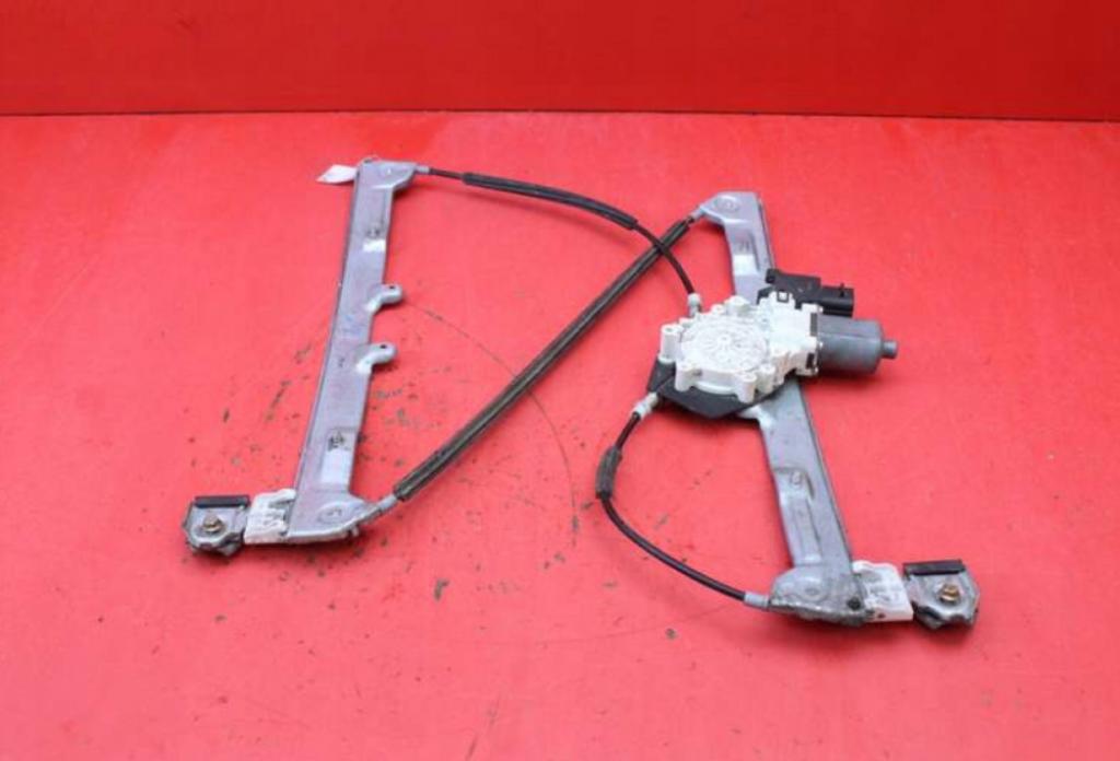 Mitsubishi Colt 2006 mechanizmus okna Okná: Predné Vľavo: 0130822206