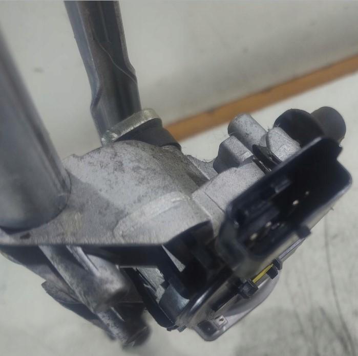 Citroen C4 Cactus  2016 81 kW 1.2THP 110KM 14-17 1200 Mechanizmus stieračov predný 9801001580 (Motorčeky stieračov predné)