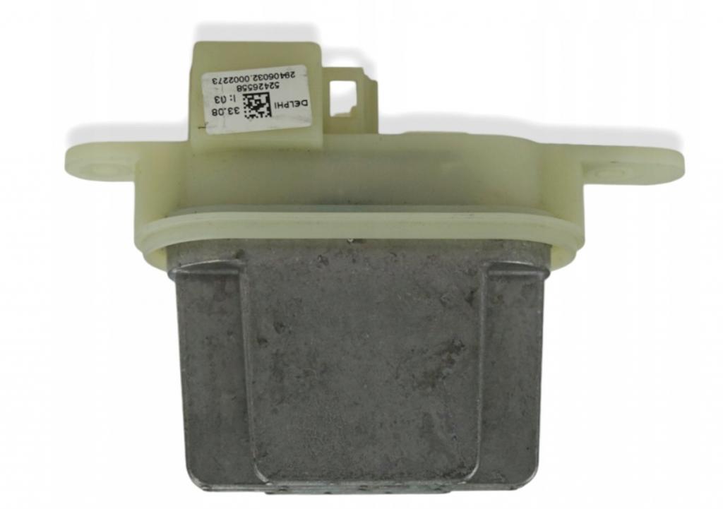 RENAULT LAGUNA III novy rezistor kúrenia 52426558