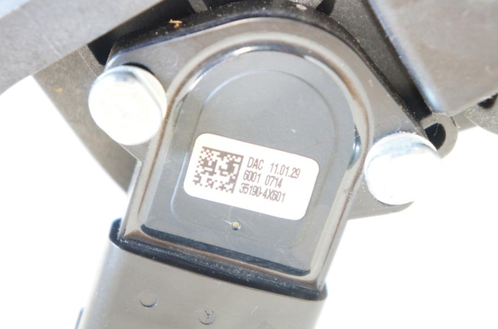 HYUNDAI H1 II    TQ 2.5 CRDI D4CB manual 5 stupňová 125 kW 170 km  Potenciometer plynového pedálu 327274H100/351904X600 (Ostatné)