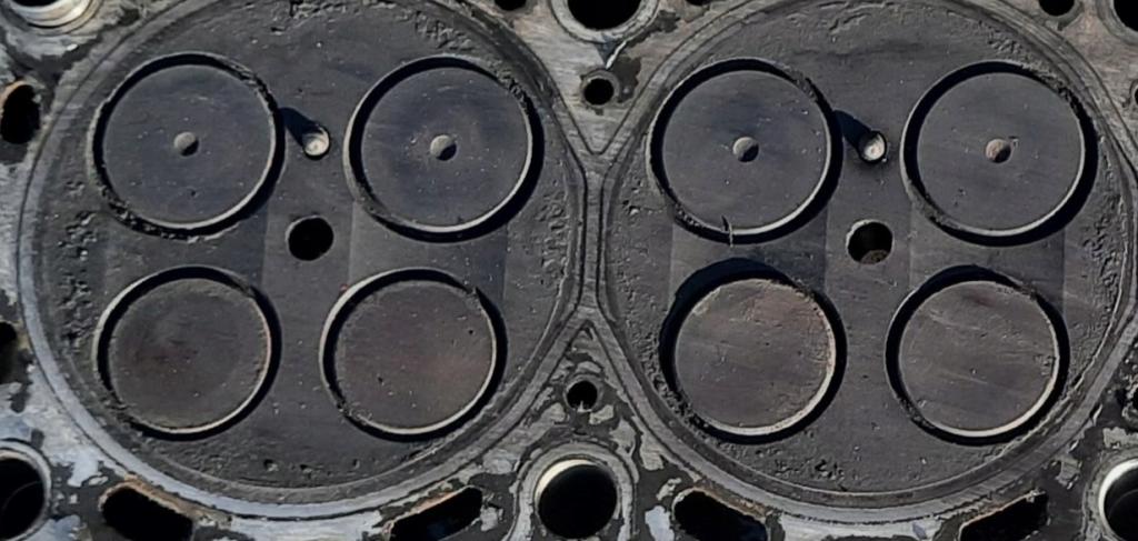 Opel Signum 1.9 cdti 150 HP automatic 110 kW 1910 cm3 5- Hlava: motora 55565883