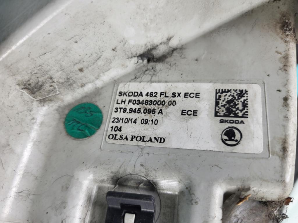 ŠKODA SUPERB II LIFT 14r ZADNÉ SVETLO ĽAVÉ  3T9945095A