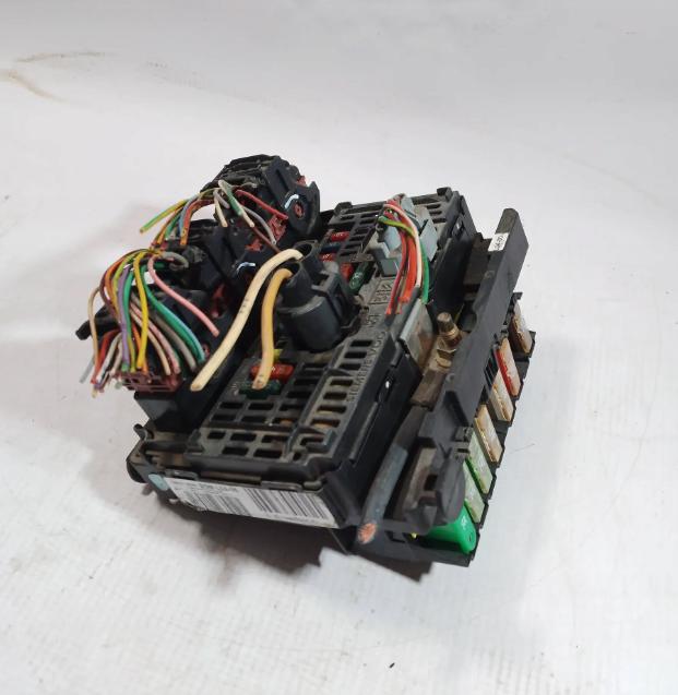 Citroen C4  BSM MODUL  9657718580 ; S118983004K