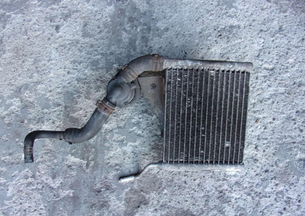 VW PASSAT B5.5 Variant (3B6) 2000 - 2005    1.9 TDI 96 kW [130 KM] olej napędowy 2000 - 2005  Chladič paliva 8D0203503A