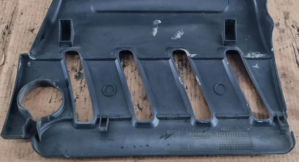 Renault Laguna II  HATCHBACK 5D 1.8B 16V 116KM 01-07 1800 Kryt Motor 8200032611