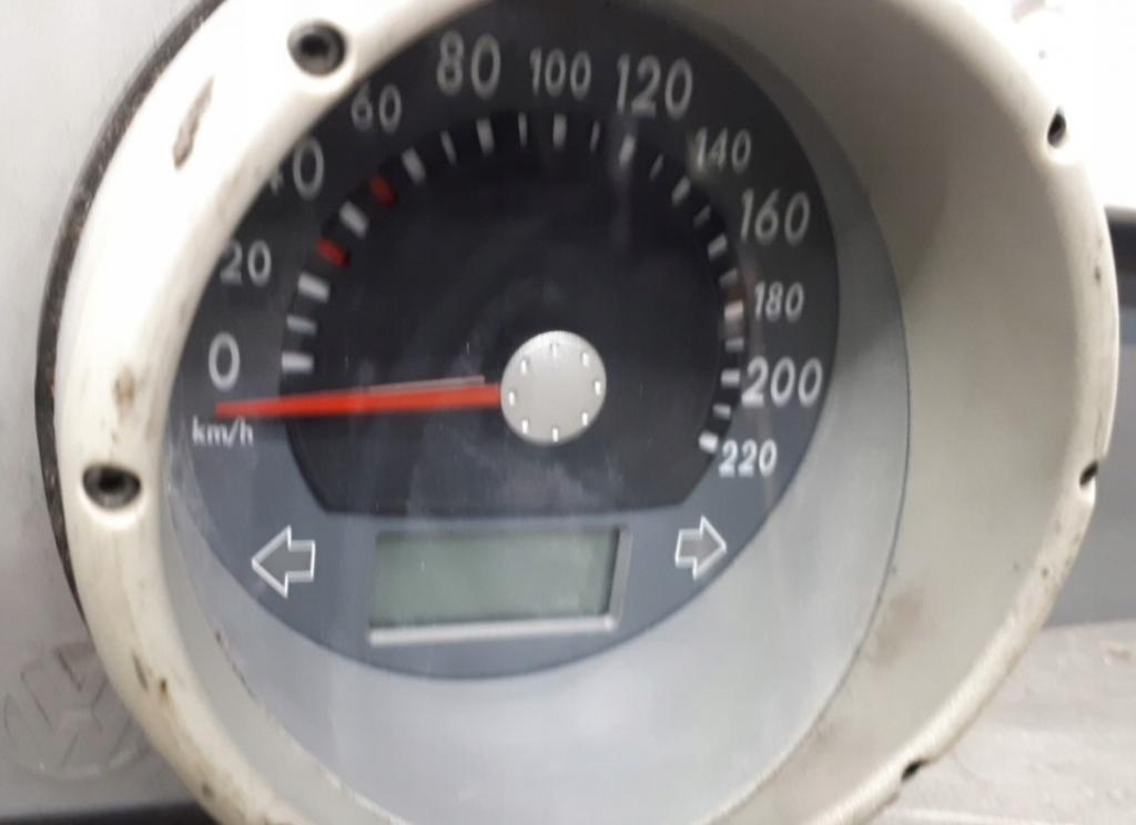 Volkswagen Polo III 6N2 FL 2000 37 kW HATCHBACK 5D 1.0B 50KM 99-01 1000 Prístrojovka 6N0920804D