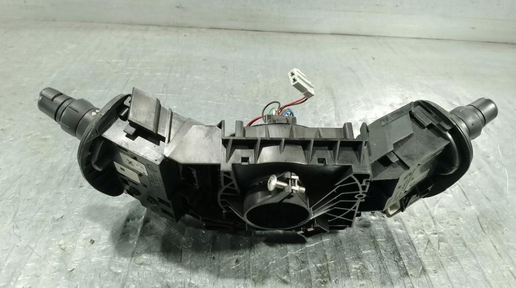 RENAULT SCENIC II Prepínač kombinovaný Krúžok, slimák 7701060399 618800040
