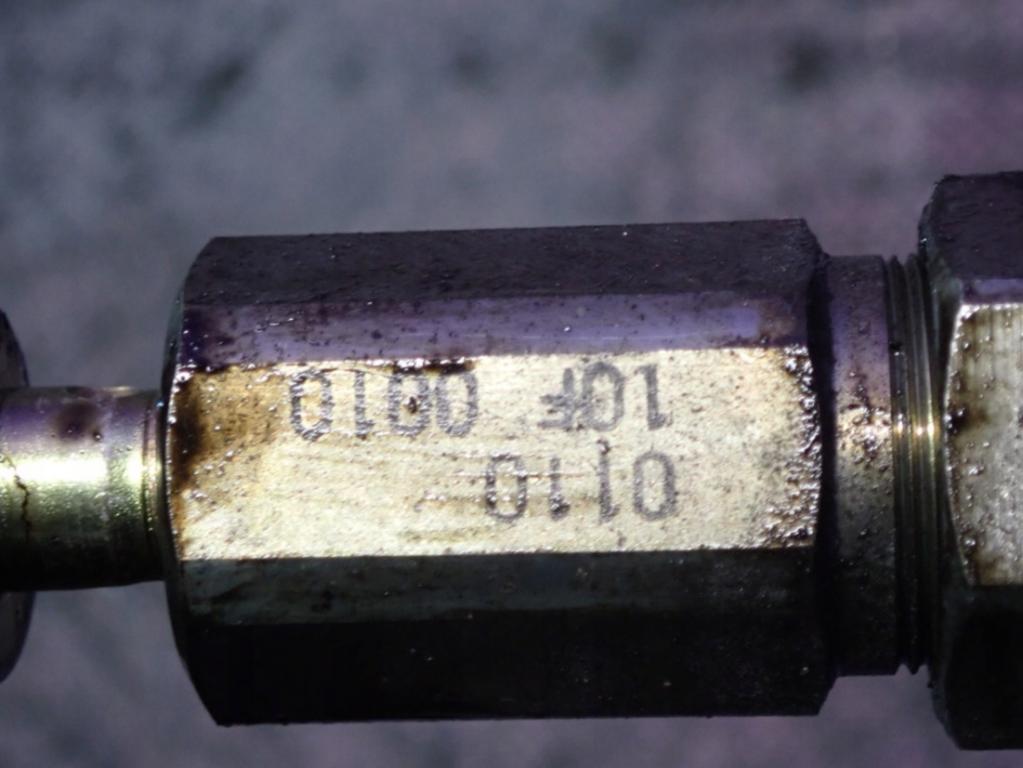 Opel Signum 3.0 cdti 177 HP manual 130 kW 2959 cm3 5- lišta vstrekovacia 499000-4441 (Vstrekovacie lišty)