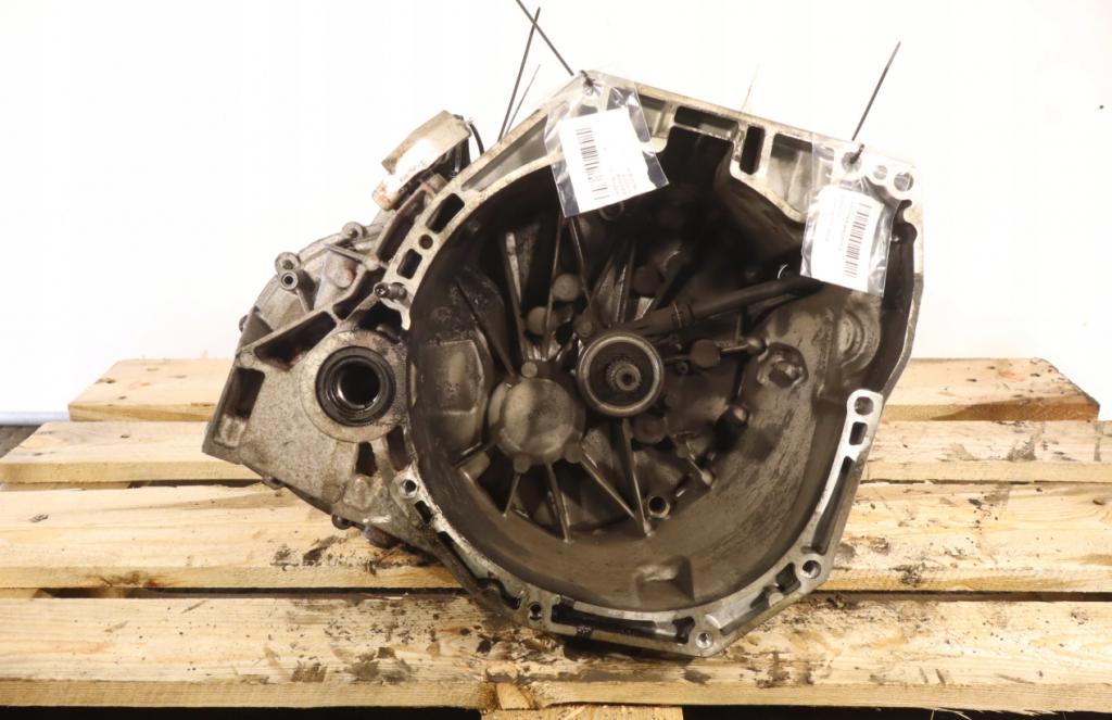 renault MEGANE III 1.2TCE PREVODOVKA 6-RAST.