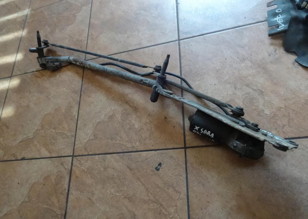 CITROEN XSARA  1,8 Mechanizmus stieračov predný