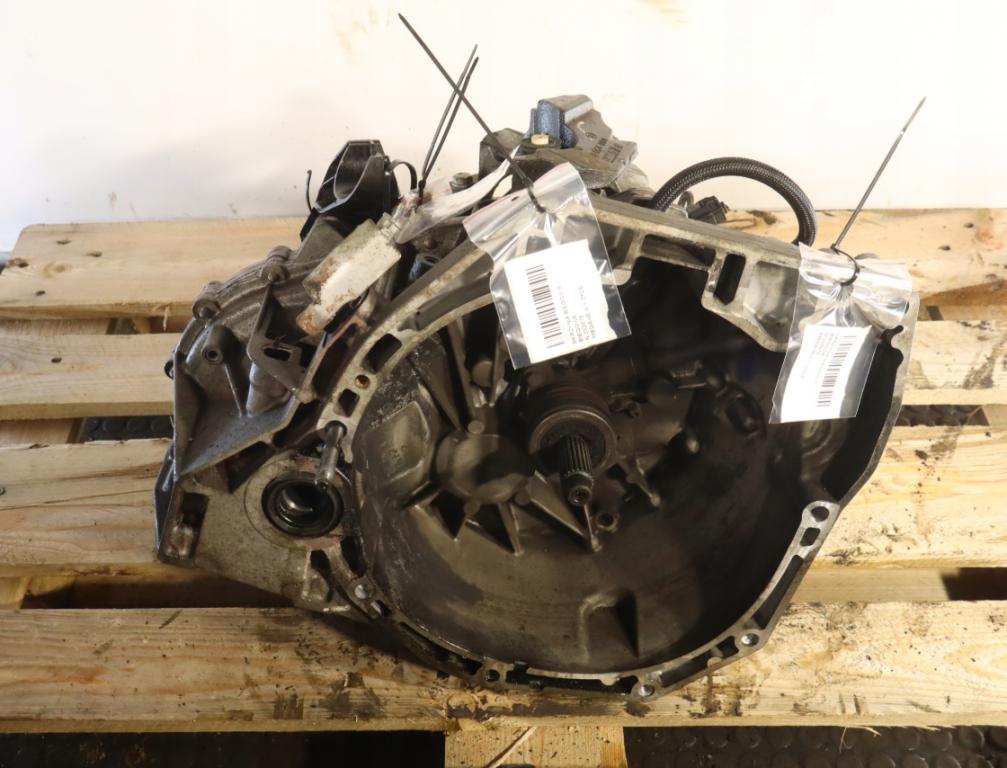 renault MEGANE III 1.2TCE PREVODOVKA 6-RAST.