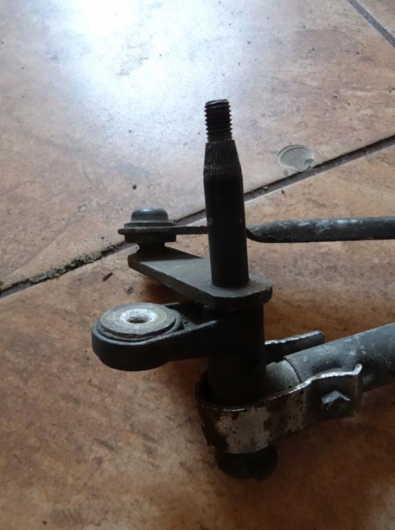 CITROEN XSARA  1,8 Mechanizmus stieračov predný