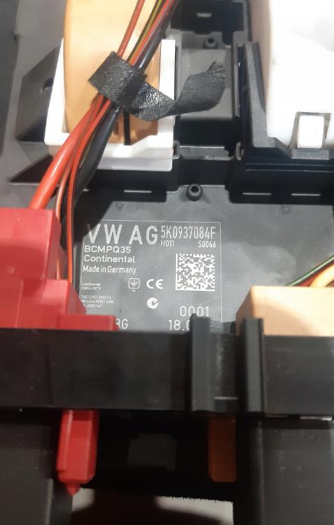 VW JETTA IV (162, 163, AV3, AV2) 2008 - 2022    1.2 TSI 77 kW [105 KM] benzyna 2010 - 2017  Modul komfortu BCM 5K0937084F