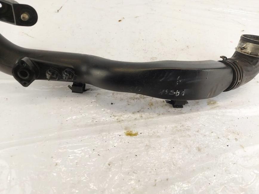 VW PASSAT B5.5 (3B3) SEDAN 2001 1896,00 Przewody chłodnic powietrza 1896,00 Rúra intercoolera turba 8E0145762