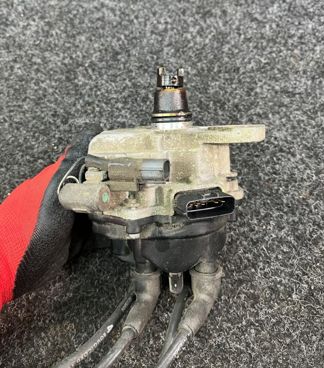 NISSAN MICRA II (K11) HB 1999 40,00 1.0 i 16V - CG10DE 998,00 Rozdeľovač zapaľovací 2210099B04