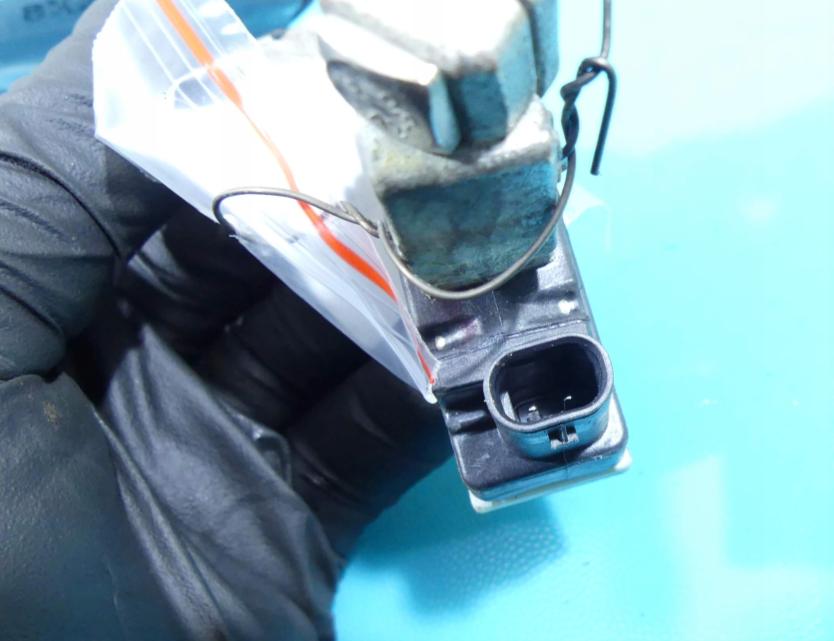 JAGUAR XF 2010 202kW 2993 svorka mínusová 8X2T-14301-AB