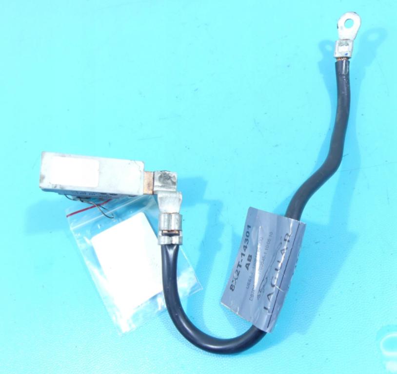 JAGUAR XF 2010 202kW 2993 svorka mínusová 8X2T-14301-AB