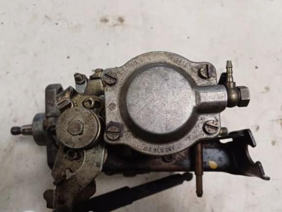 Volkswagen Golf III  1.9TD  Pumpa vstrekovacia 028130107R (Vstrekovacie čerpadlá)