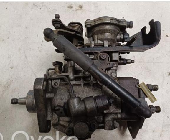 Volkswagen Golf III  1.9TD  Pumpa vstrekovacia 028130107R (Vstrekovacie čerpadlá)