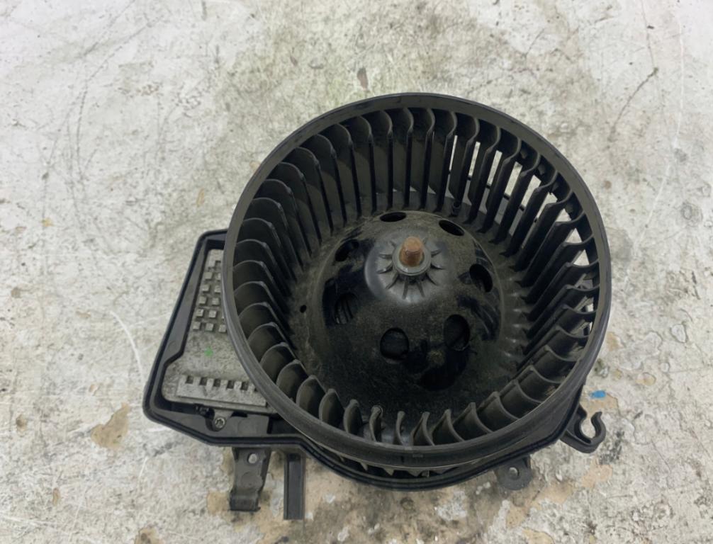 Mercedes C W203 2000-2007 2.0 kompressor 163 HP manual 120 kW 1998 cm3 4- ventilátor vzduchu