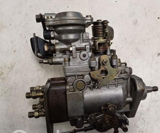 Volkswagen Golf III  1.9TD  Pumpa vstrekovacia 028130107R (Vstrekovacie čerpadlá)