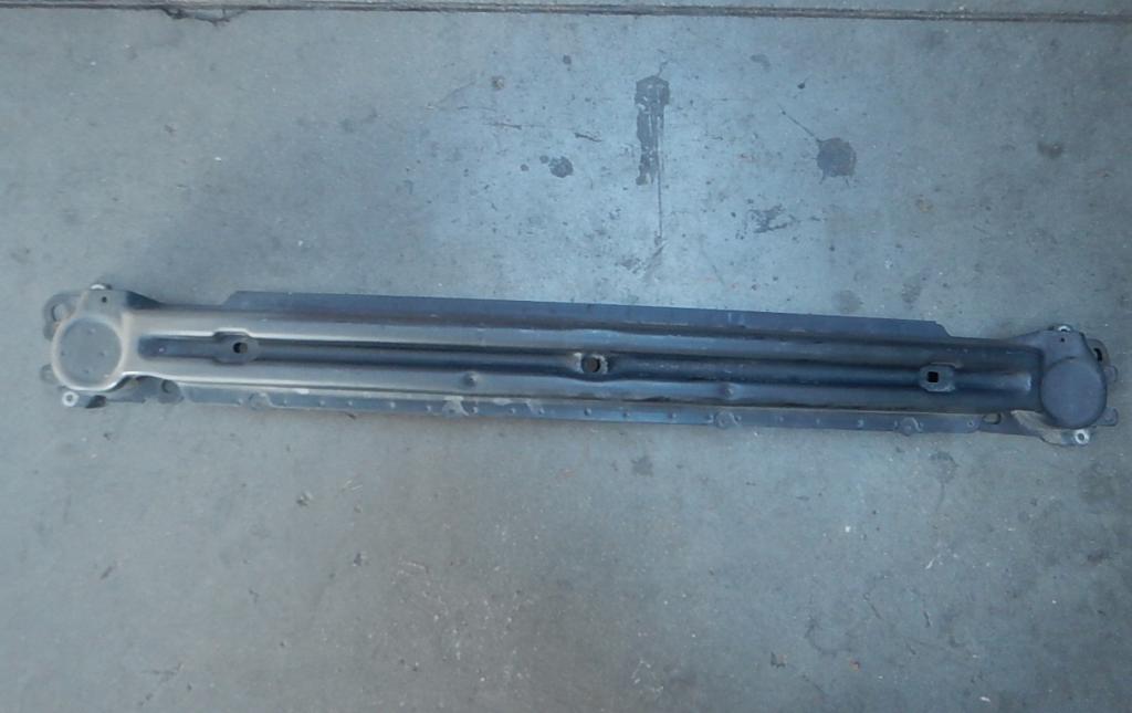 Seat Ibiza II FL  2001 55 kW HATCHBACK 3D 1.4B 99-02 Výstuha nárazníka predný 6K0805585A 