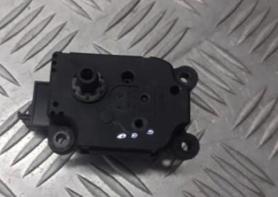 Mercedes W203,motorcek ohrievania A2038201642