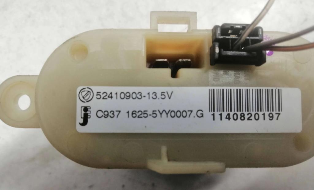 Alfa romeo 159 1.9 jtd 150 HP manual 110 kW 1910 cm3 4- rezistor 52410903-13