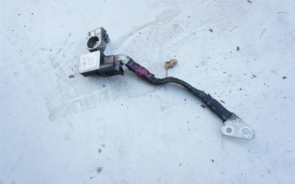 Hyundai I40 1.7 CRDi 141 HP automatic 104 kW 1685 cm3  kontakt 37180-3Z310