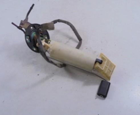 Rover 45 1.6 16v 109 HP manual 80 kW 1588 cm3 4- čerpadlo palivo