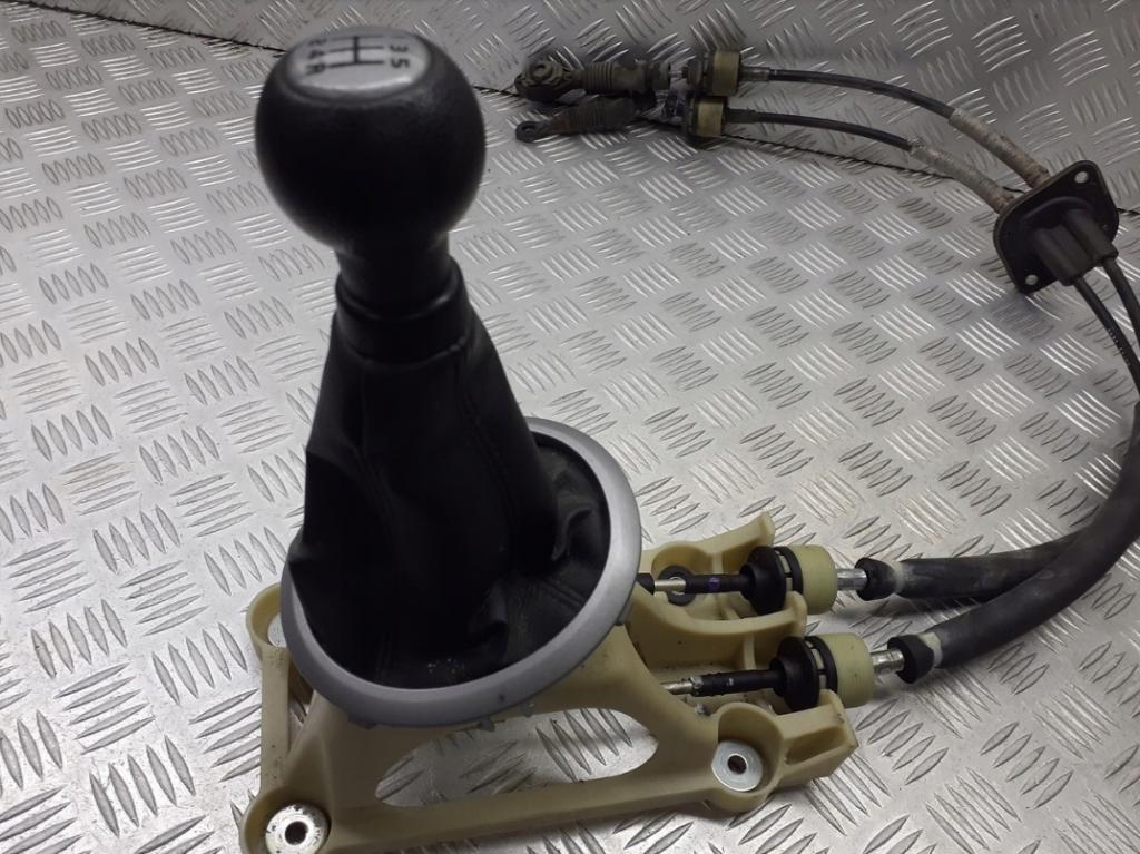 Suzuki Swift Mk6 2005-2010 1.3 16V - 91 KM manual 67 kW 1328 cm3 Kulisa