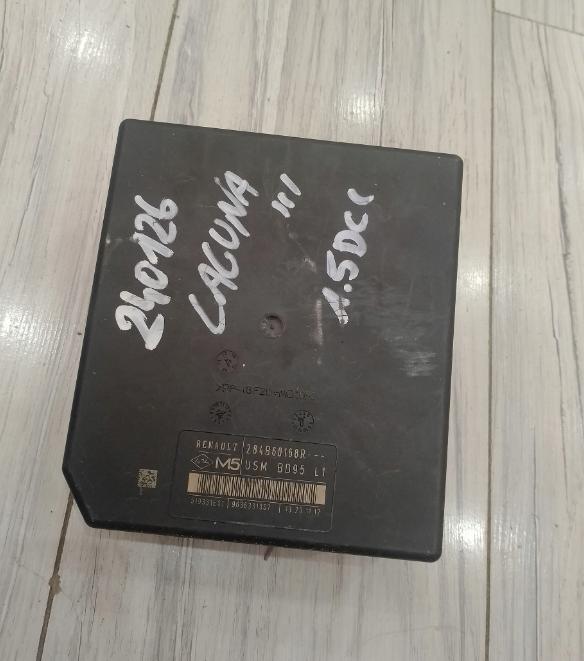 Renault MEGANE III Modul Skrinka poistková USM  284B60168R
